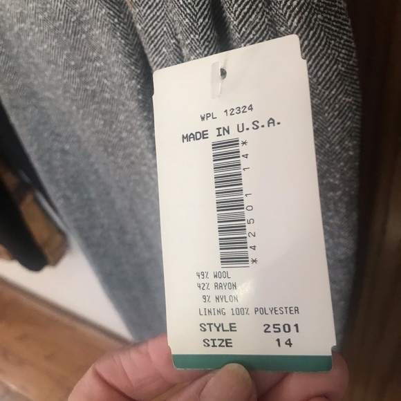 Sold…COPY - COPY - HOWARD WOLF VINTAGE WEEKENDER SIZE 14 Gray Tweed - Picture 6 of 14